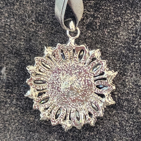 Cookie Lee Silver, Black and Blue Pendant Necklace #82342 NWT - Picture 8 of 8